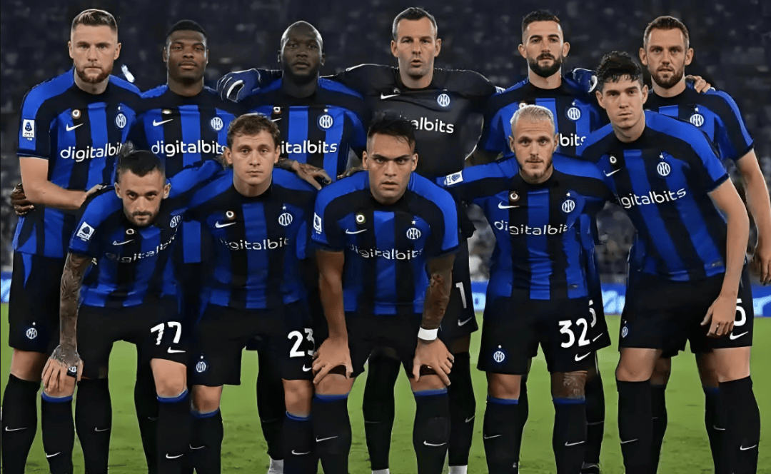 与停牌的E 与停牌的E